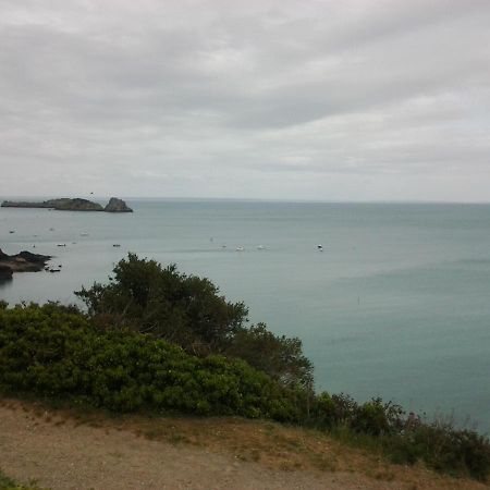 Appartement Rue Georges V - Port De La Houle ก็องแกล ภายนอก รูปภาพ