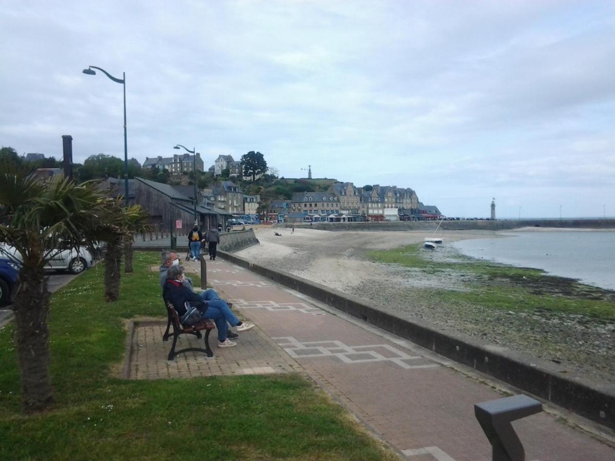 Appartement Rue Georges V - Port De La Houle ก็องแกล ภายนอก รูปภาพ